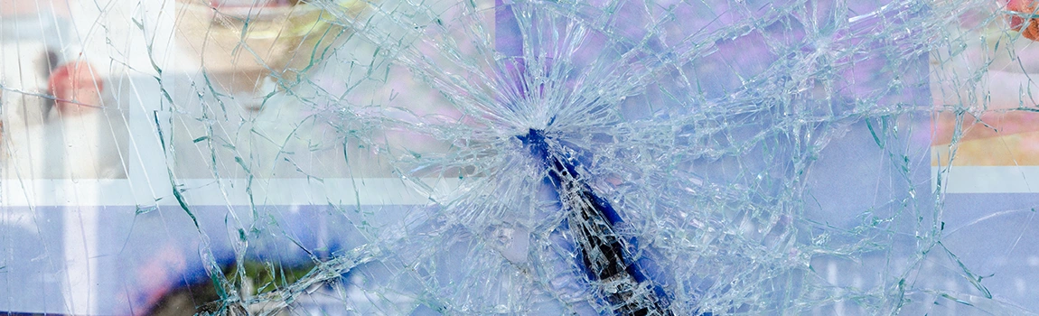 Window Broken Glass Repair in North Miami Beach, FL